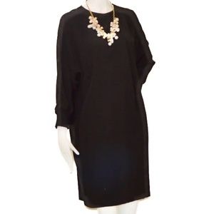 🏷️ Escada Black Relaxed Fit Dress with Reglan Sleeves